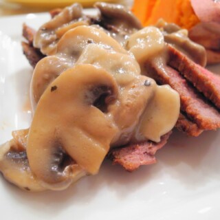 delicious steakhouse sauteed mushrooms