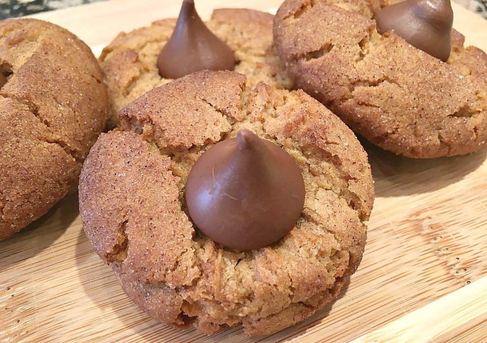 Peanut Butter Snickerdoodle Blossoms1