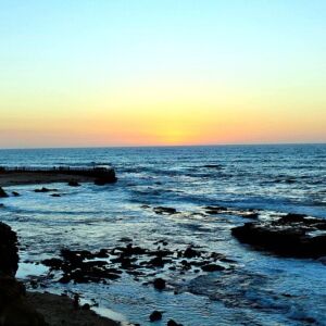 Luxe Family Getaway at Pantai Inn La Jolla21