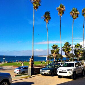 Luxe Family Getaway at Pantai Inn La Jolla27